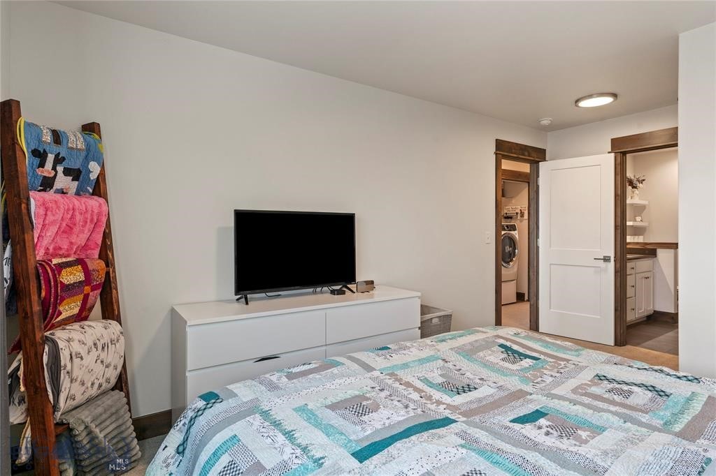 1140 Baxter Creek Way B Property Photo 27