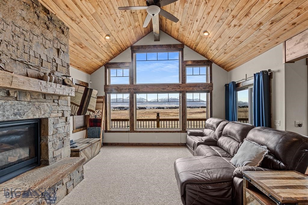 14 Cinnamon Teal Road Property Photo 13