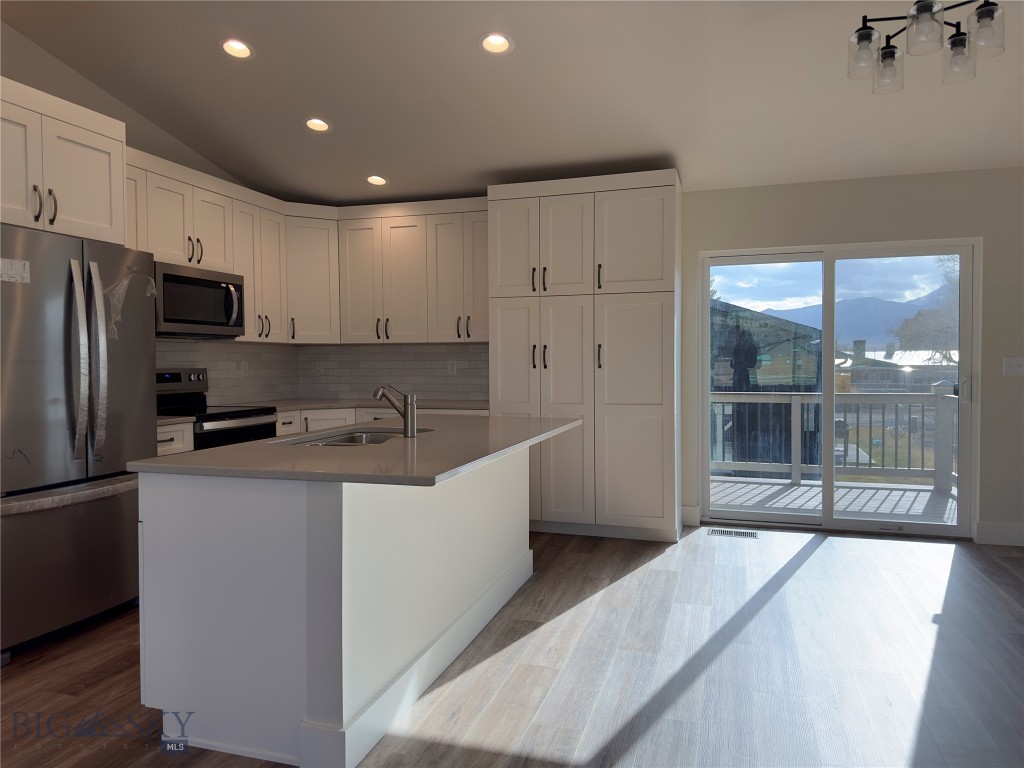 206 Otis Avenue Property Photo 23