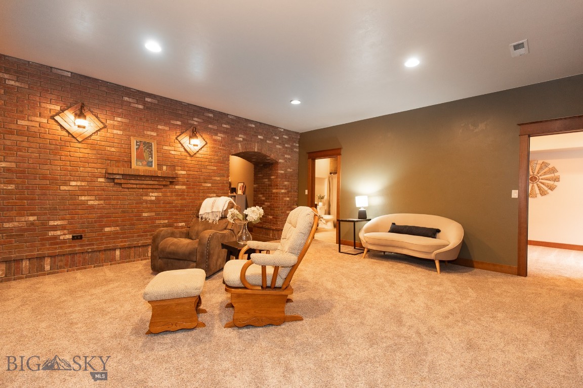 3 Windflower Property Photo 41
