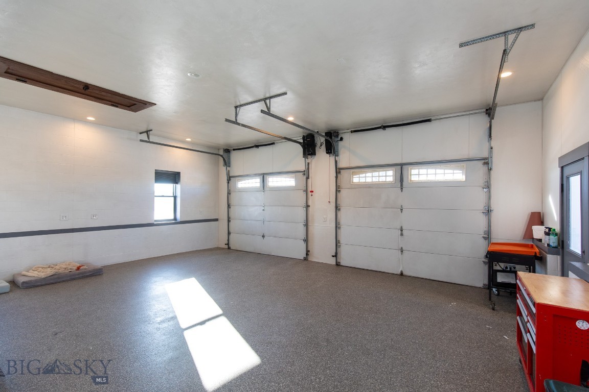 3 Windflower Property Photo 64