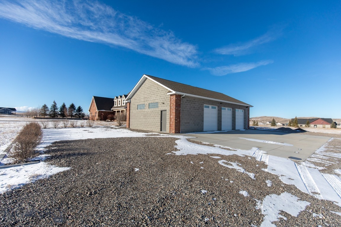 3 Windflower Property Photo 68