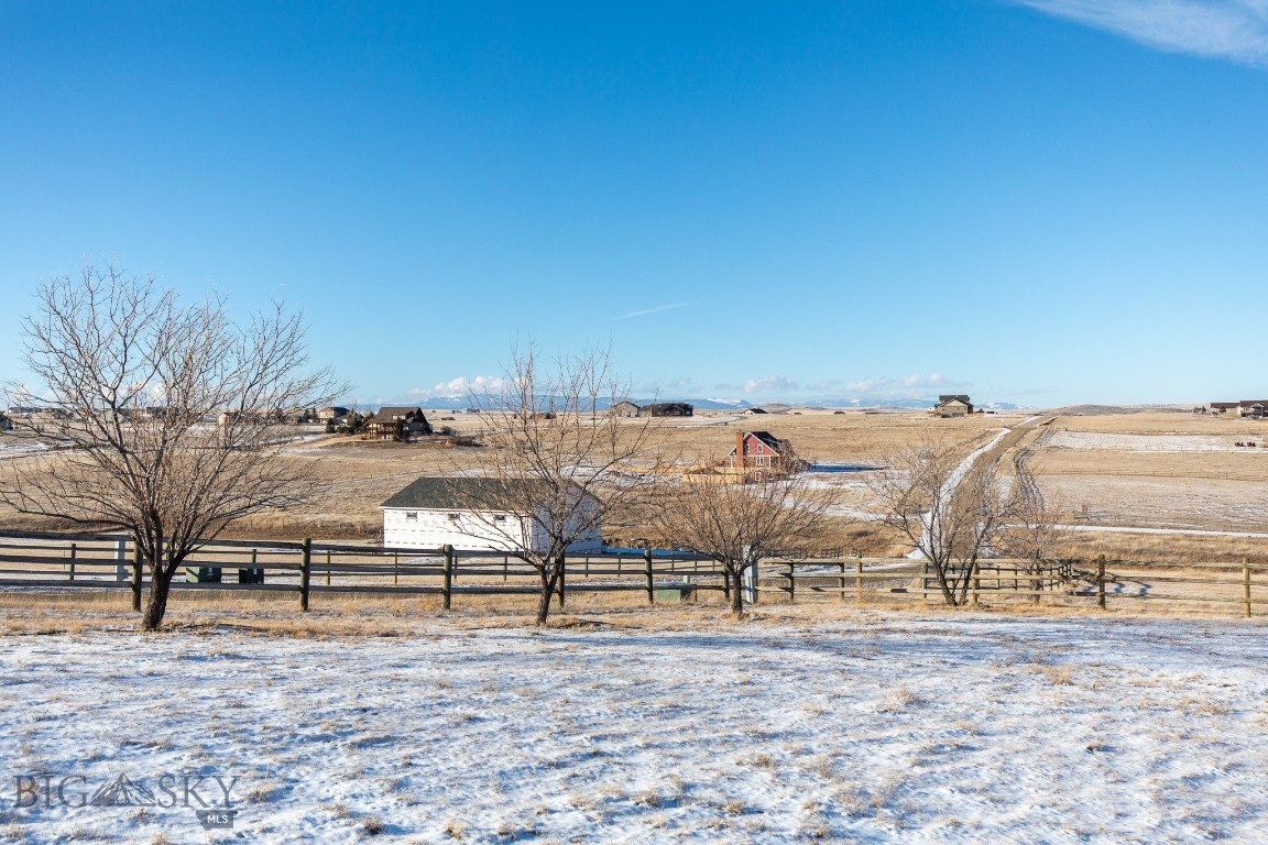 3 Windflower Property Photo 87