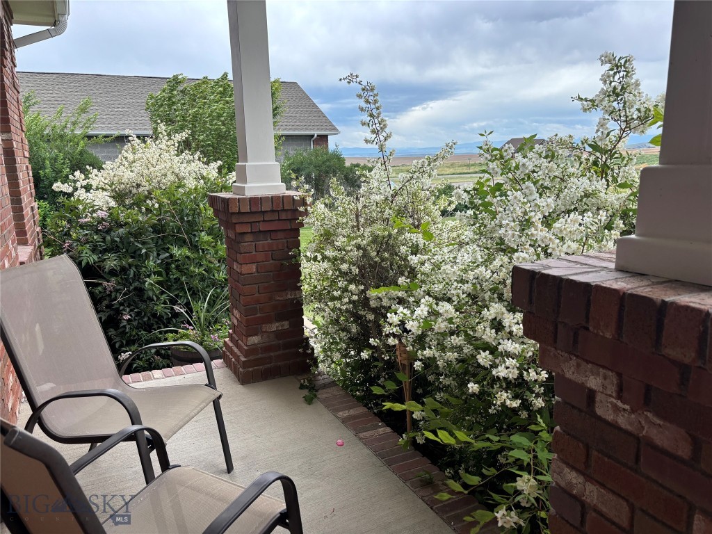 3 Windflower Property Photo 97