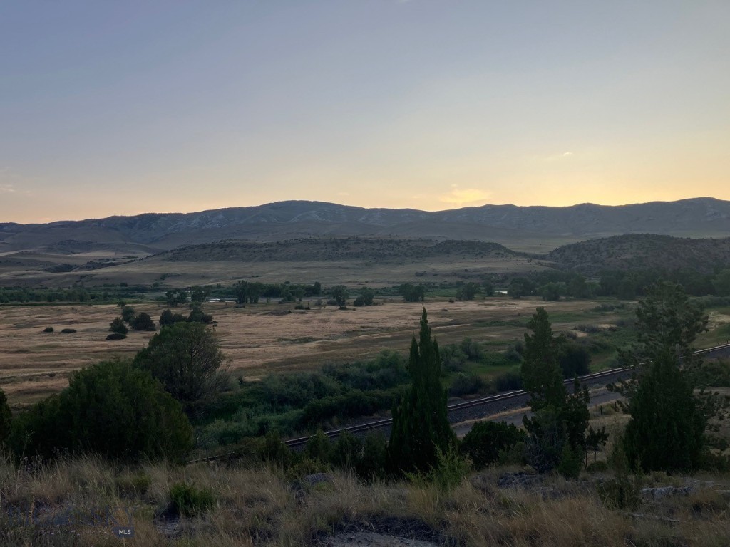 Tbd Crystal Mountain Road Property Photo 3