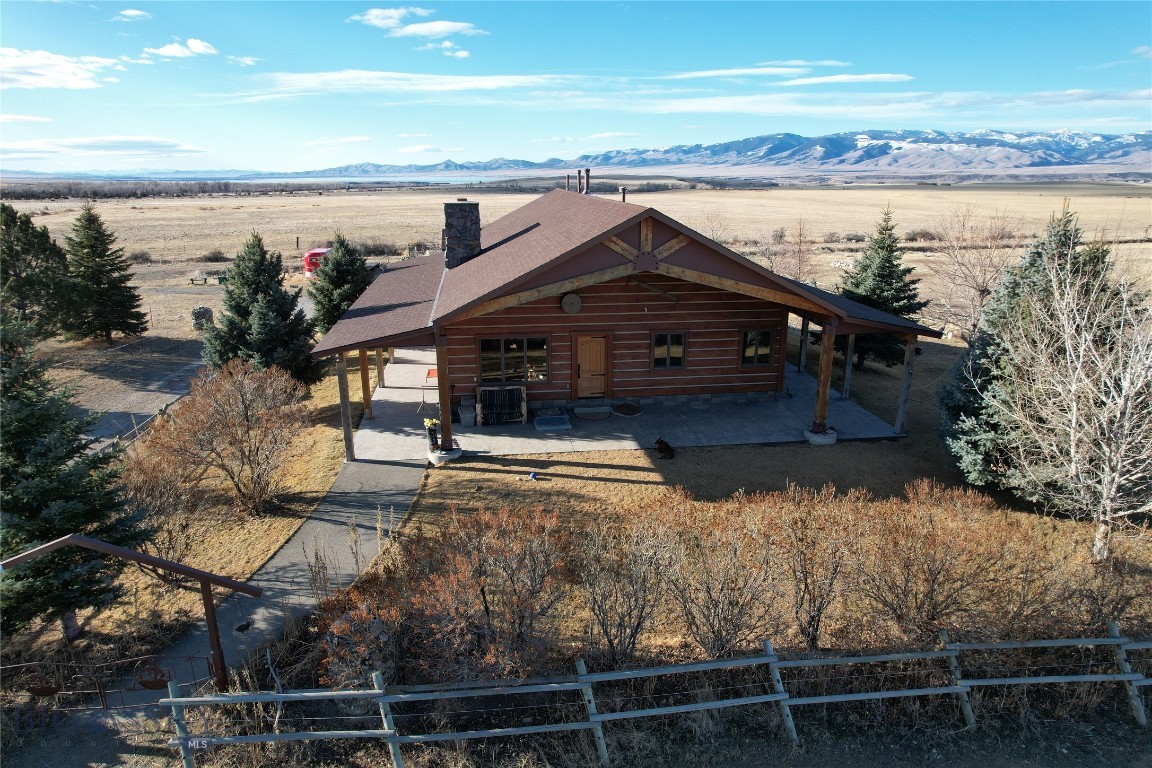 408858 Property Photo 1