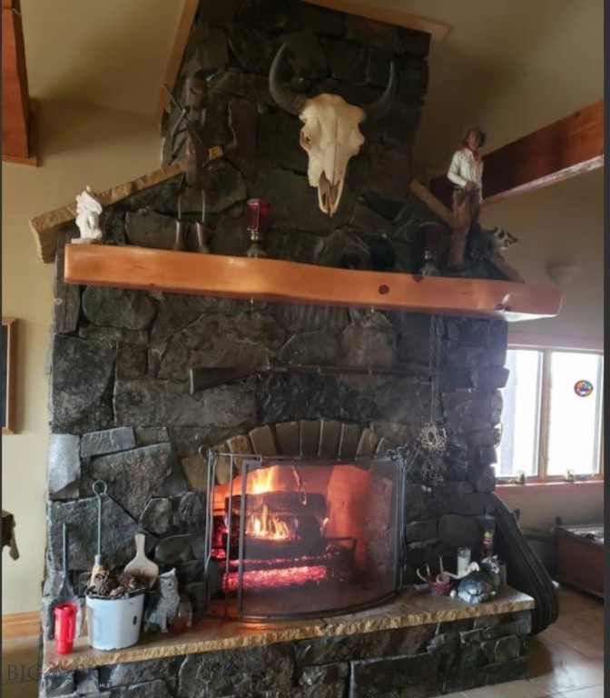408858 Property Photo 6