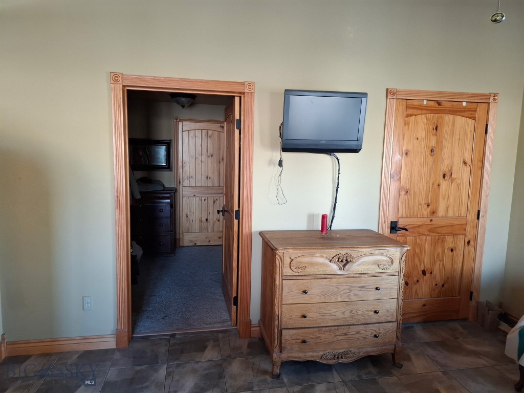 408858 Property Photo 16