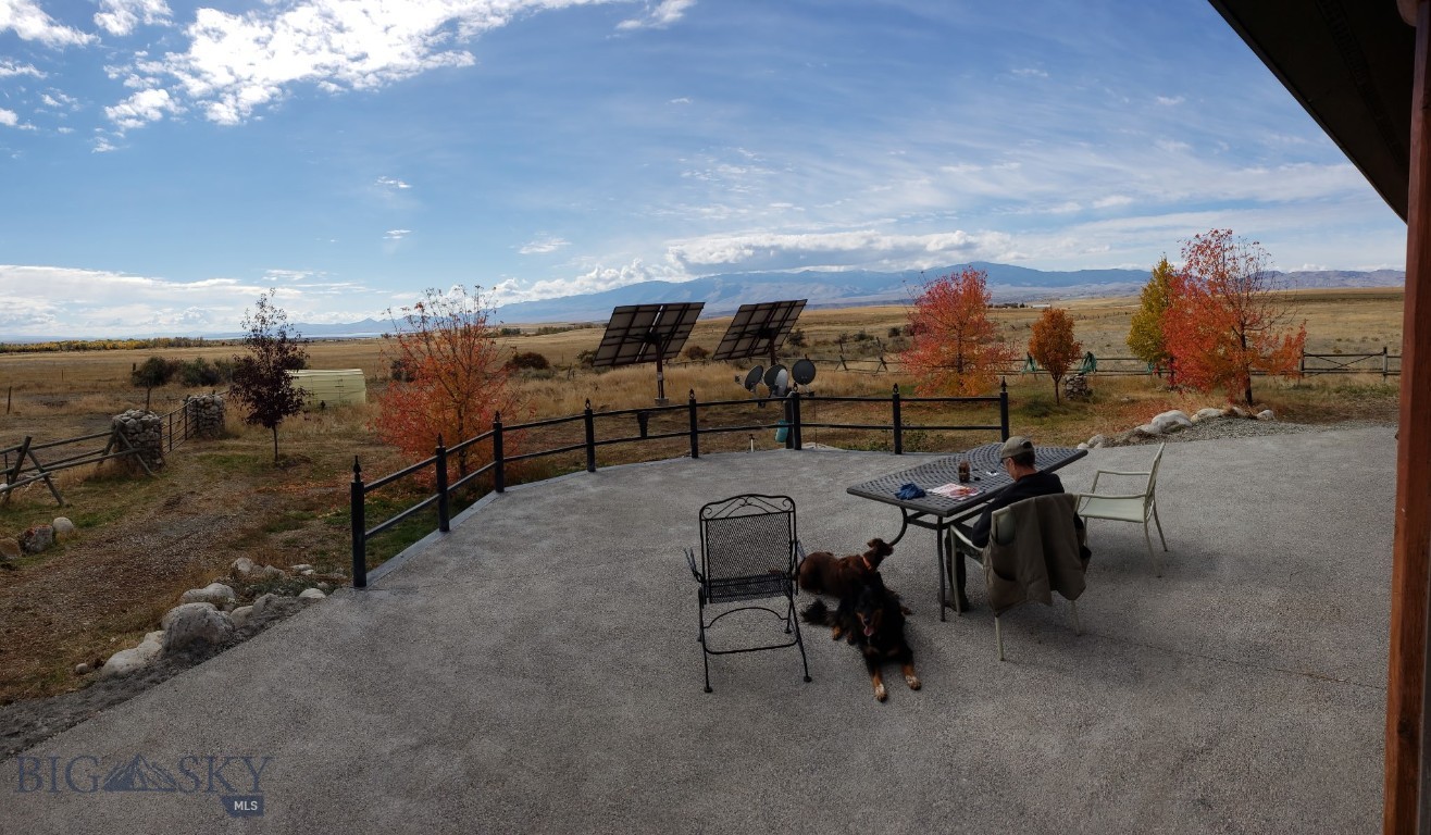 408858 Property Photo 32