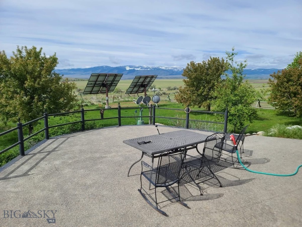 408858 Property Photo 44