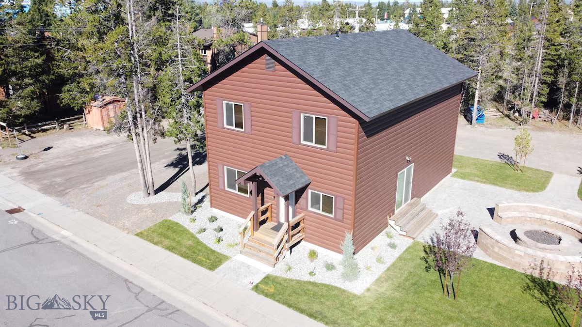 19 N Iris Property Photo 3