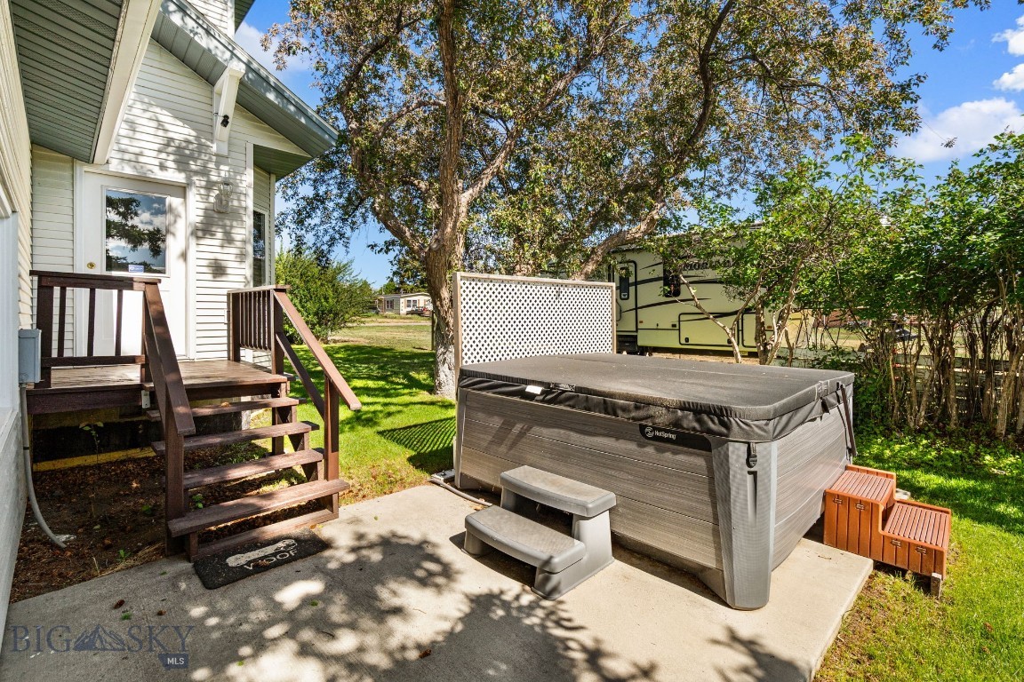 204 Boundary Street Property Photo 86