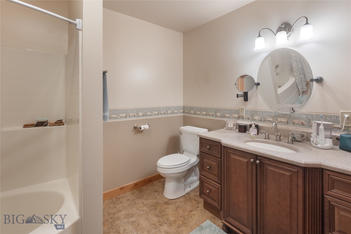 380 Albro Lane Property Photo 10