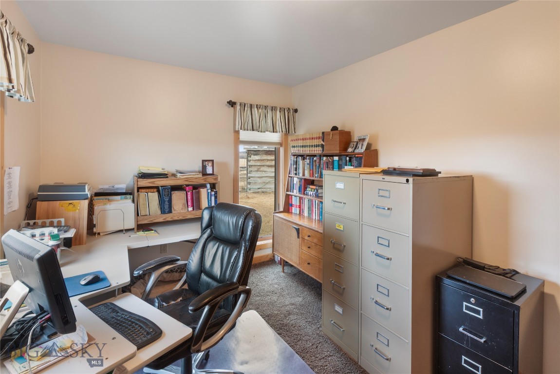 380 Albro Lane Property Photo 17