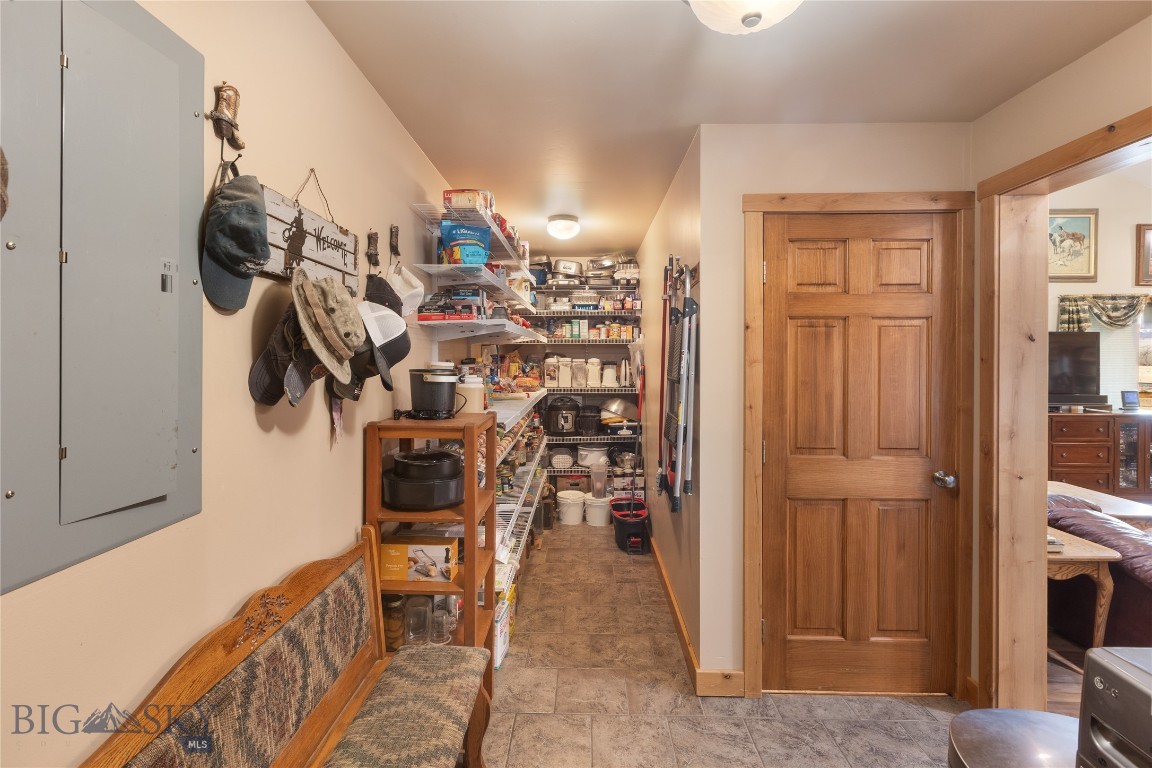 380 Albro Lane Property Photo 20