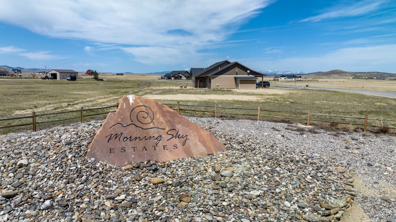 Lot 105 Aurora Loop Property Photo 12