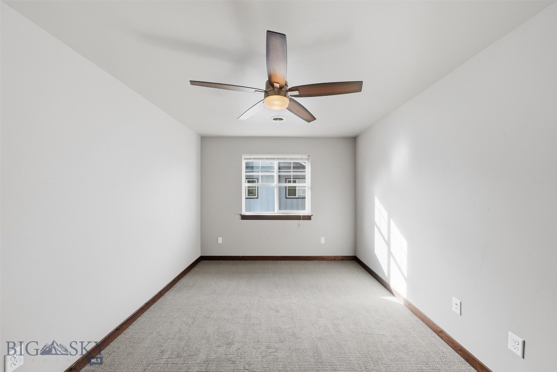 4348 Glenwood Drive C Property Photo 34