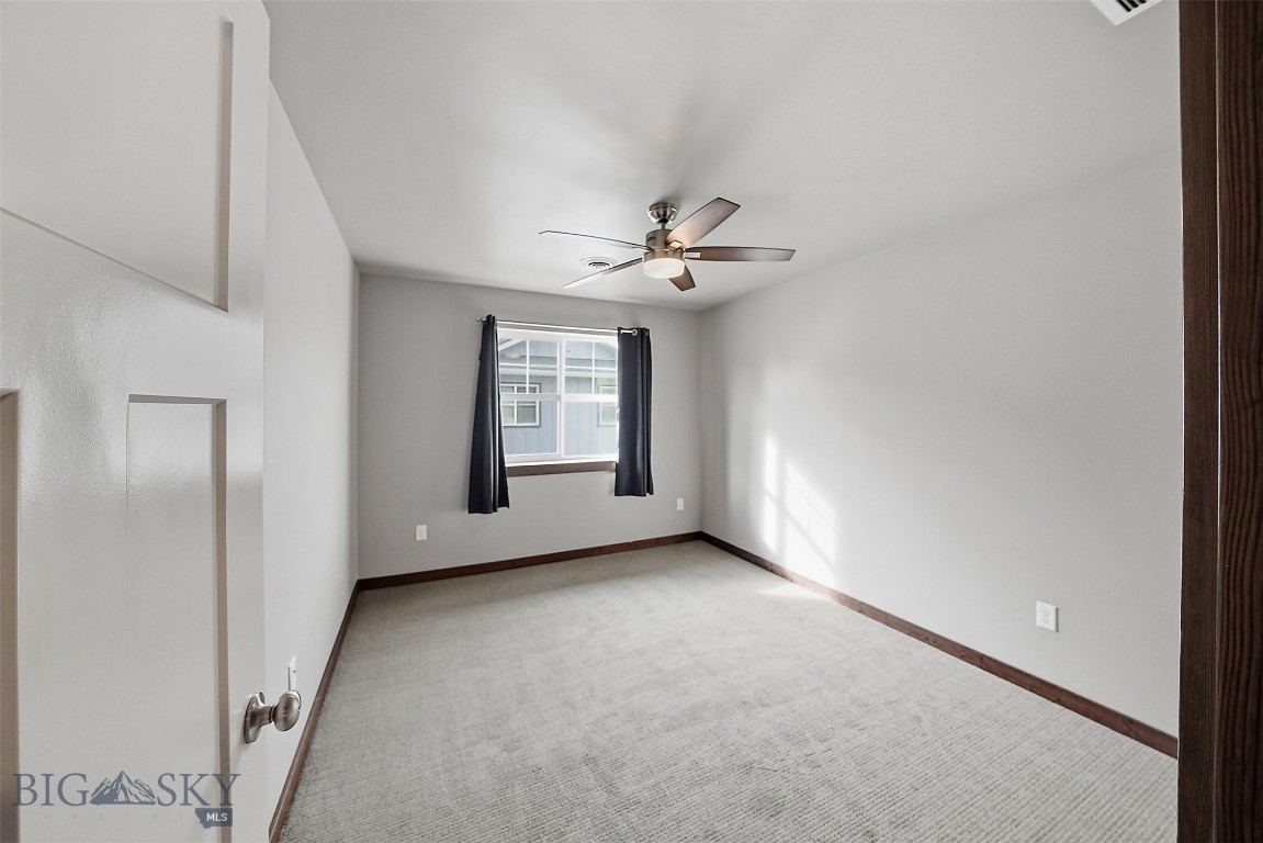4348 Glenwood Drive C Property Photo 37
