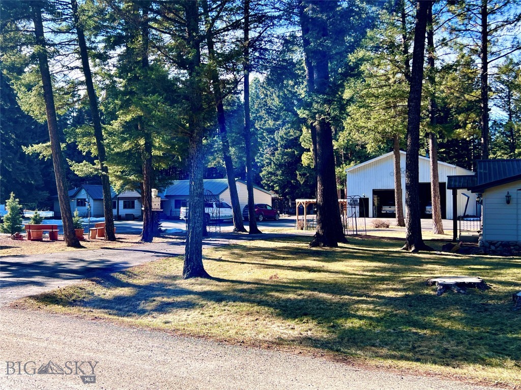 208 4th Property Photo 17