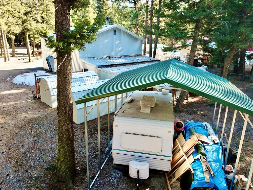 208 4th Property Photo 22