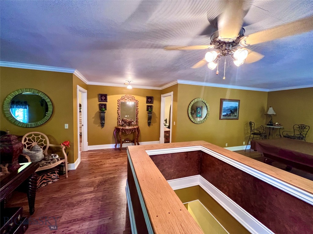 208 4th Property Photo 53