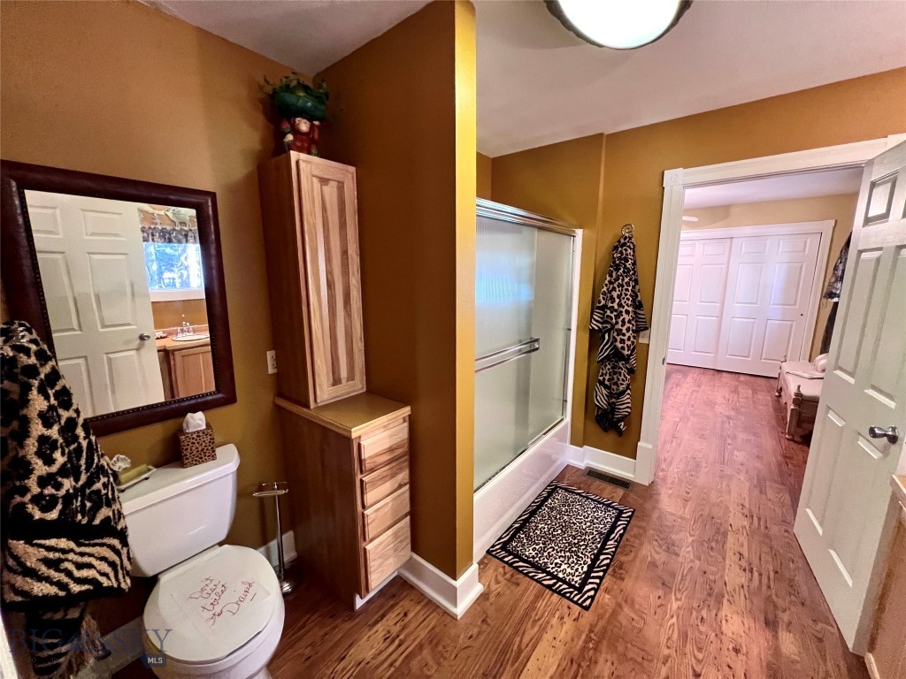 208 4th Property Photo 55
