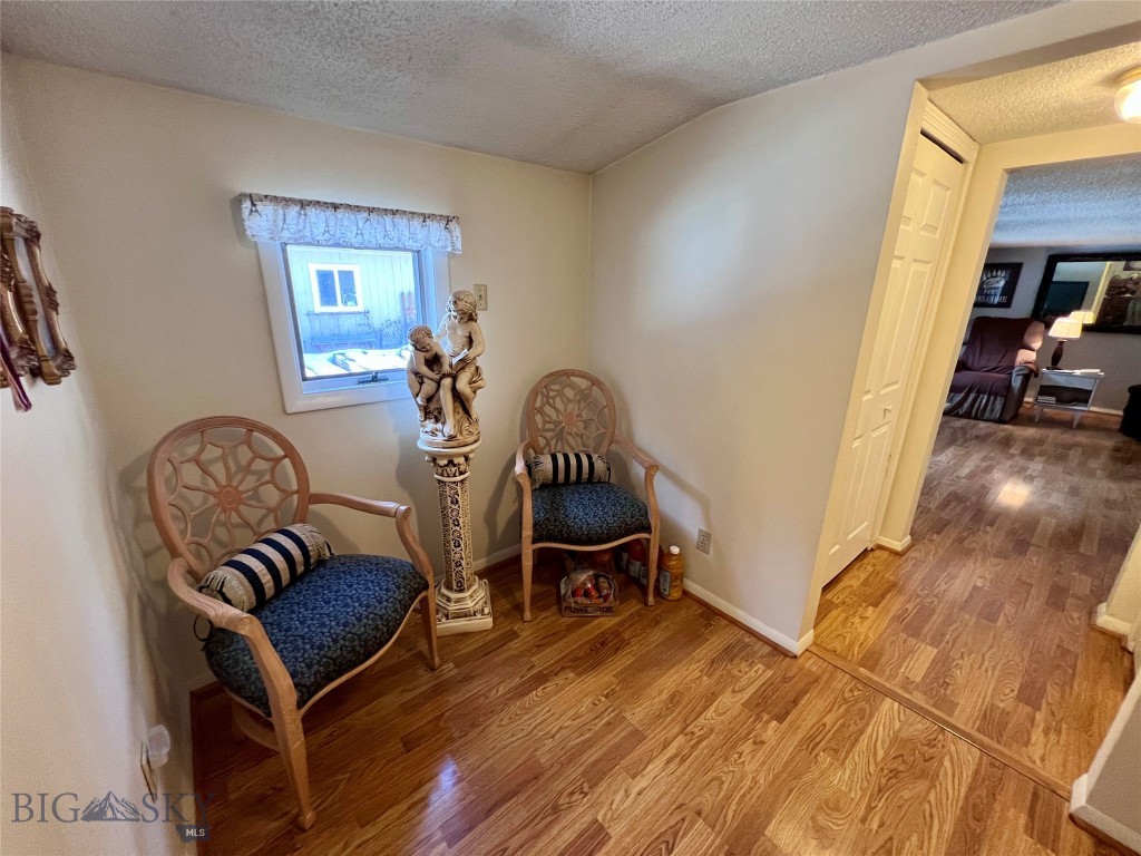 208 4th Property Photo 68