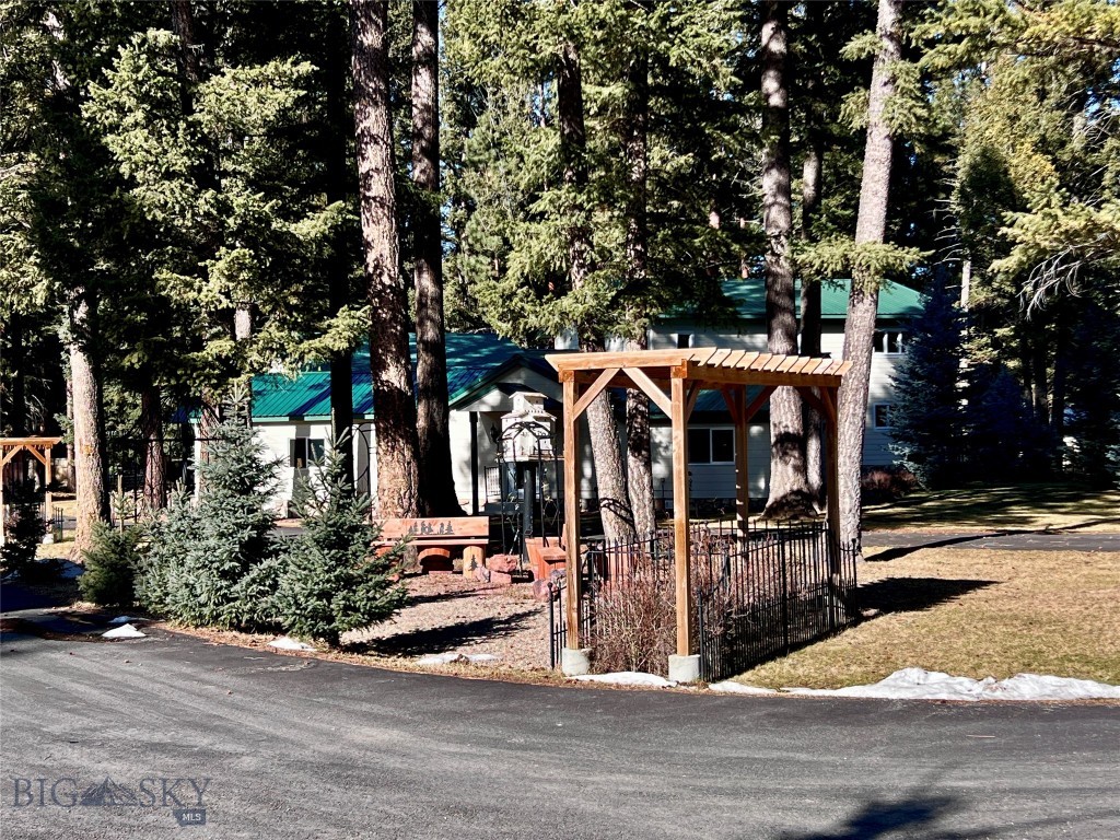 208 4th Property Photo 78