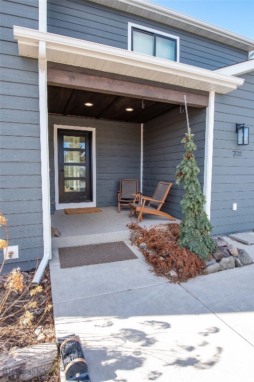 702 Yellowstone Avenue Property Photo 4