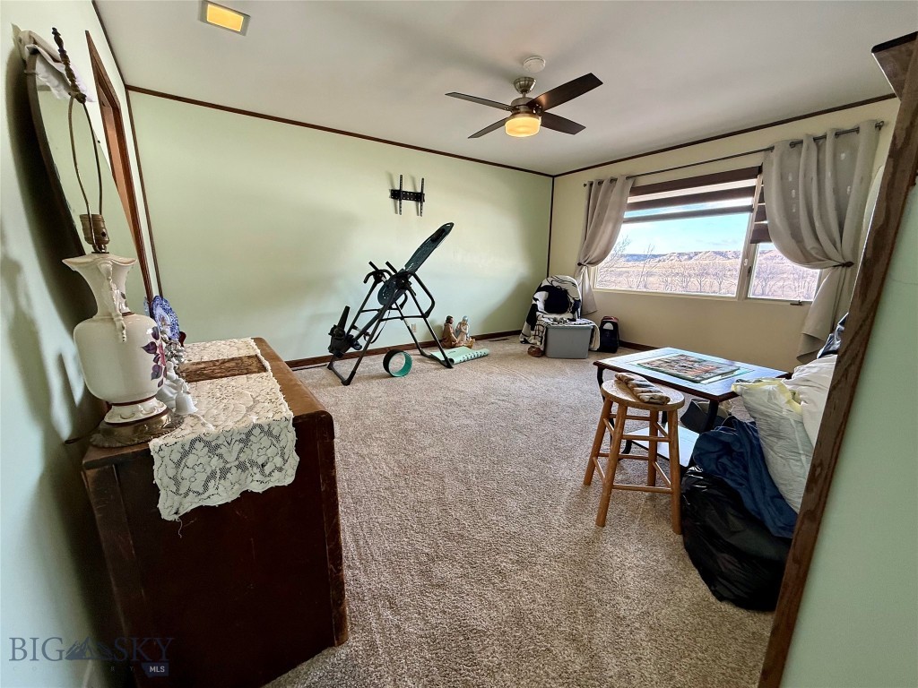 2 Fairgrounds Road Property Photo 20