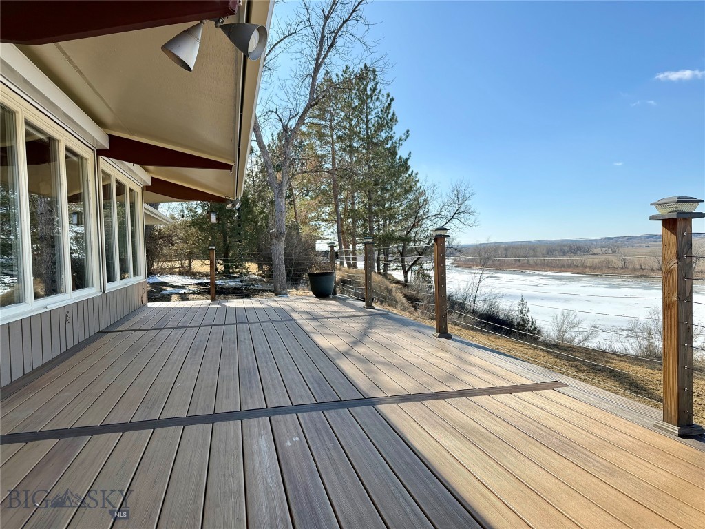 2 Fairgrounds Road Property Photo 49