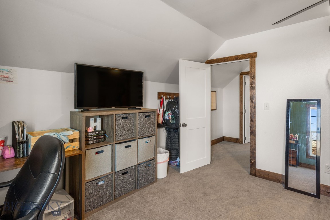 91 E Allison Avenue Property Photo 35