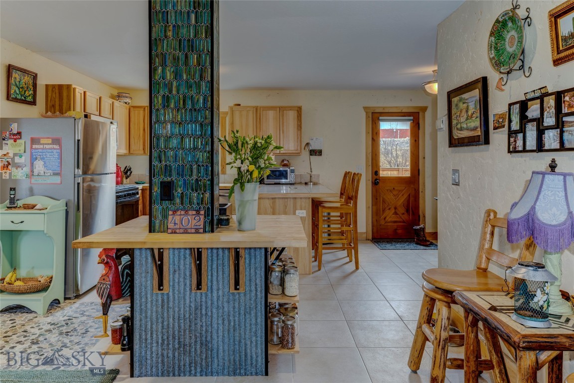 402 2nd Avenue N Property Photo 9