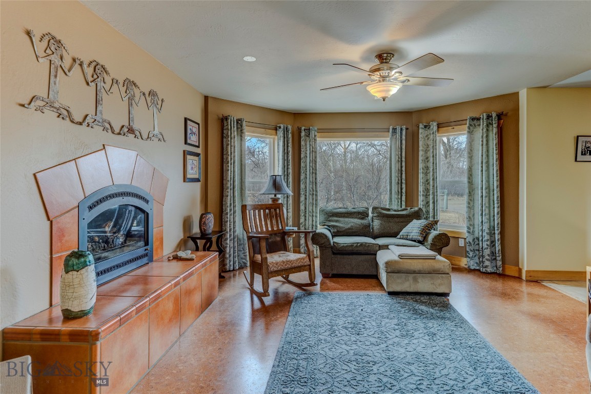 402 2nd Avenue N Property Photo 17