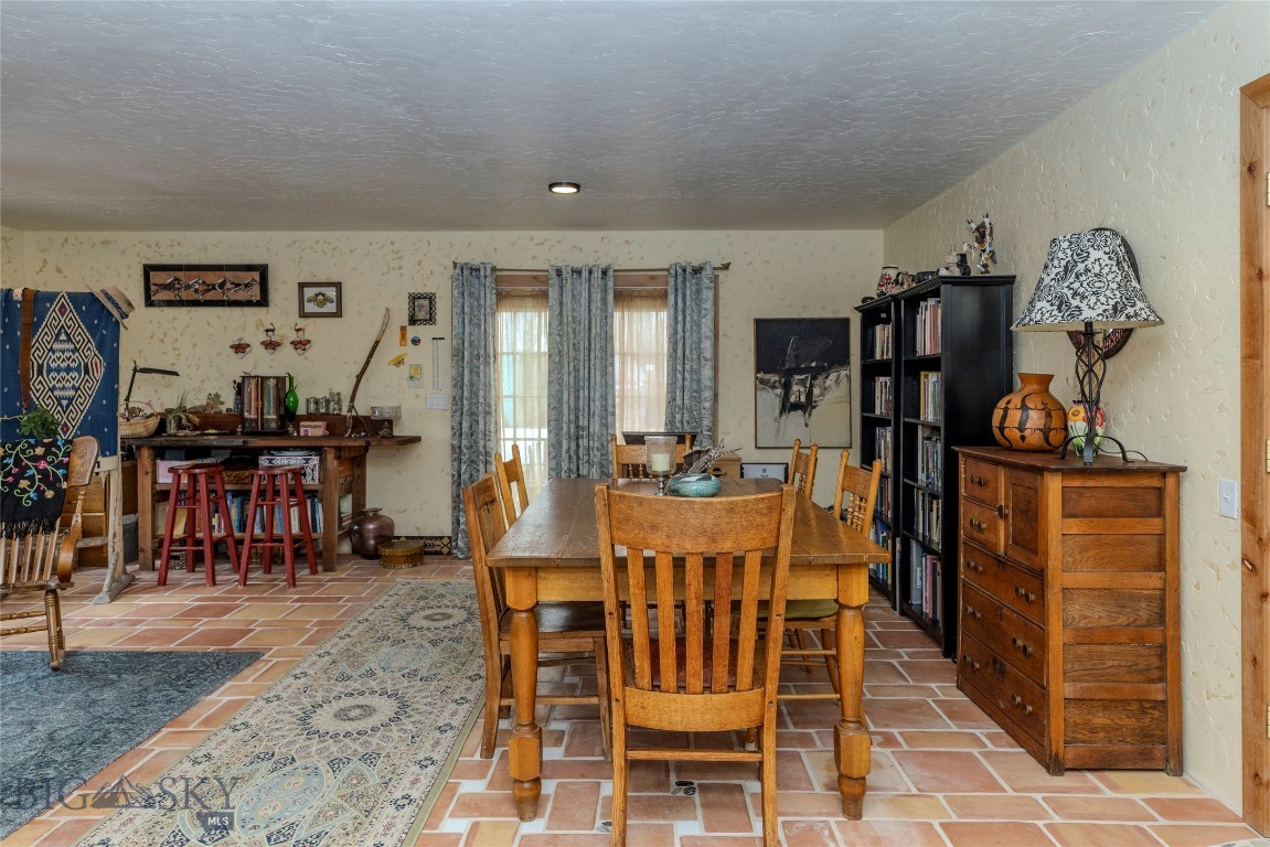402 2nd Avenue N Property Photo 23