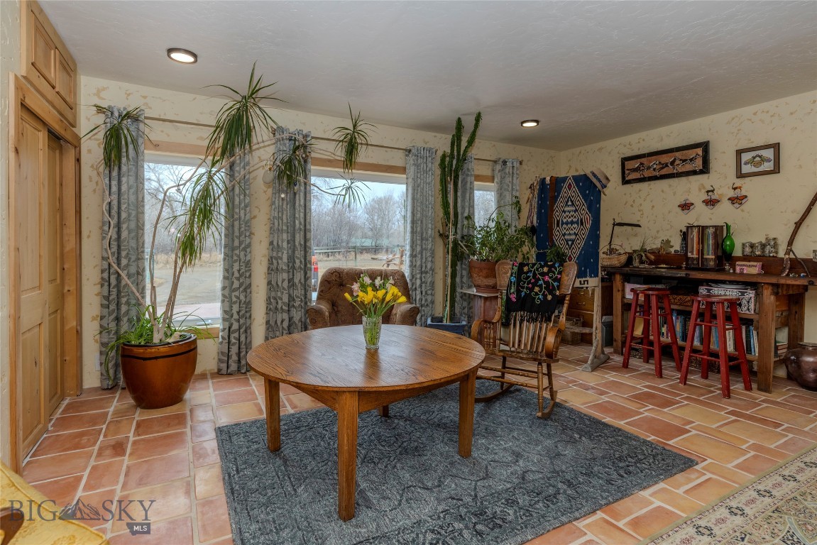 402 2nd Avenue N Property Photo 26