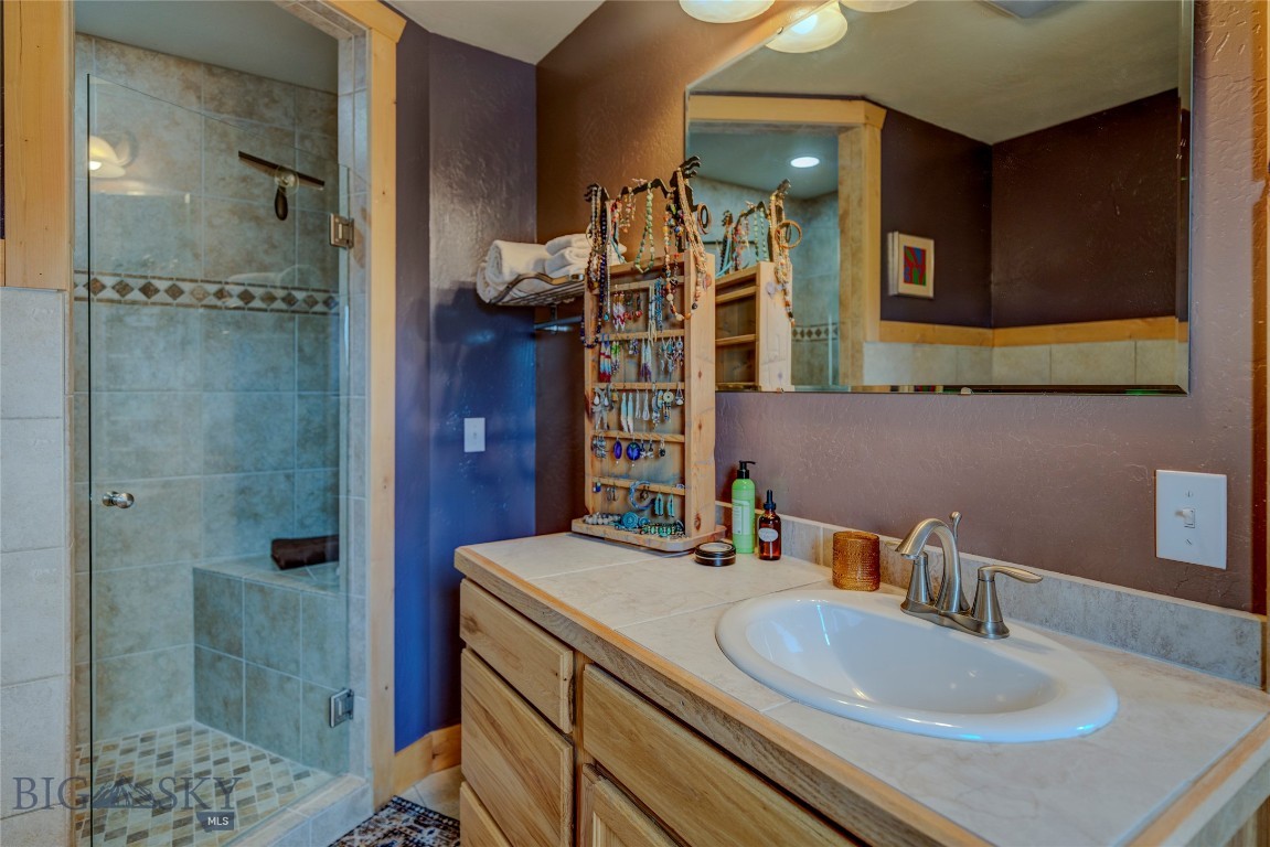 402 2nd Avenue N Property Photo 38