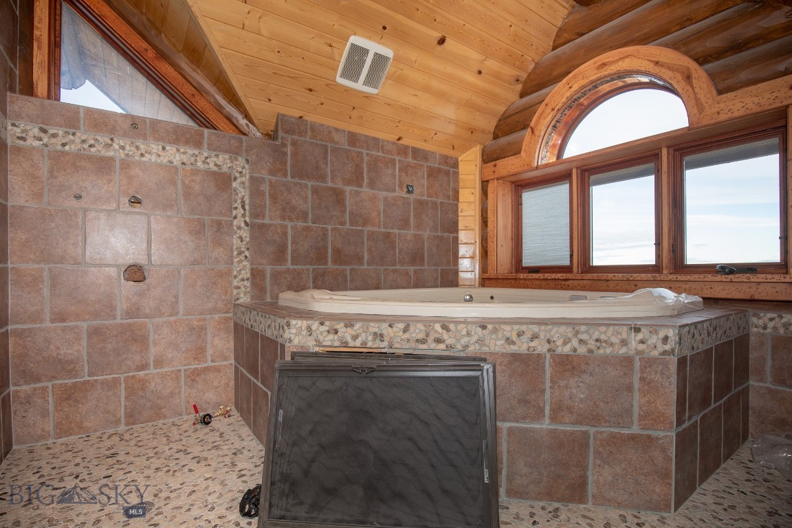 1380 Glacier View Dr Property Photo 41