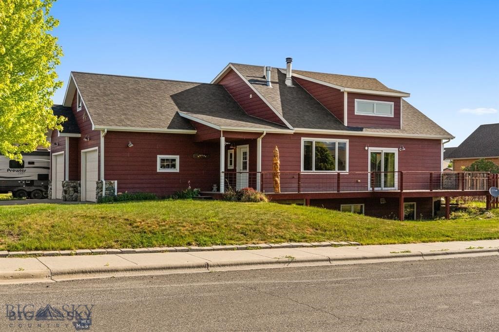 702 Nebula Street Property Photo 1