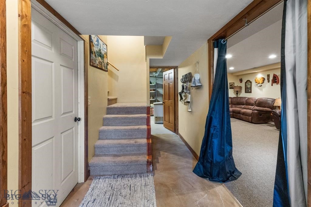 702 Nebula Street Property Photo 34
