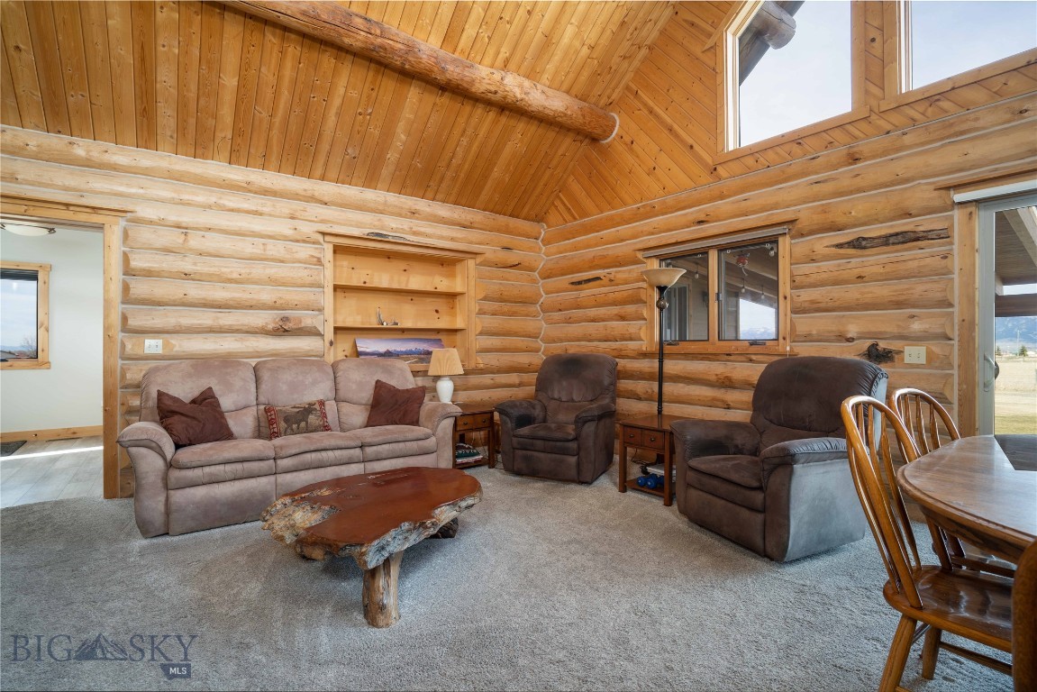 220 Cayuse Trail Property Photo 18