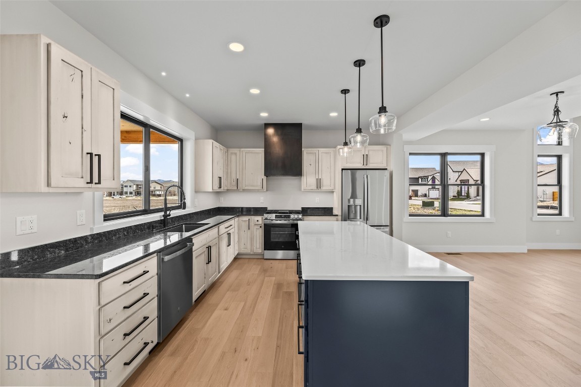 1521 Cambridge Drive Property Photo 10
