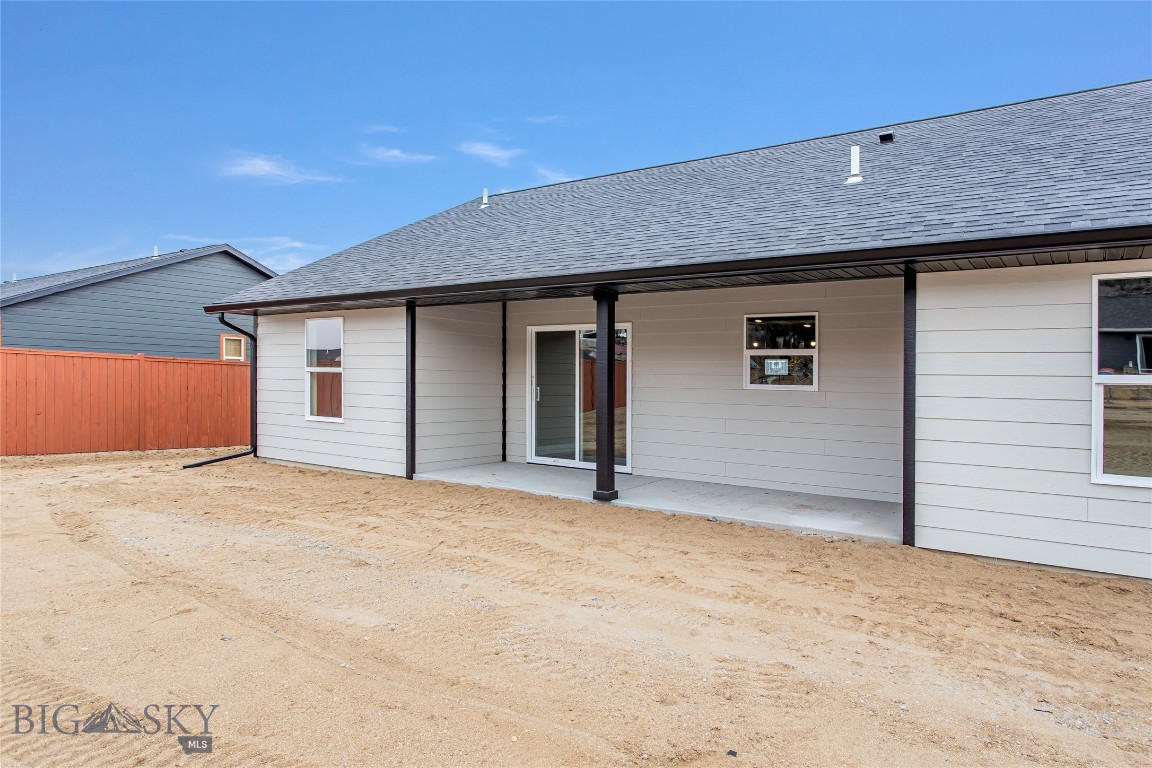 238 Avon Circle Property Photo 18