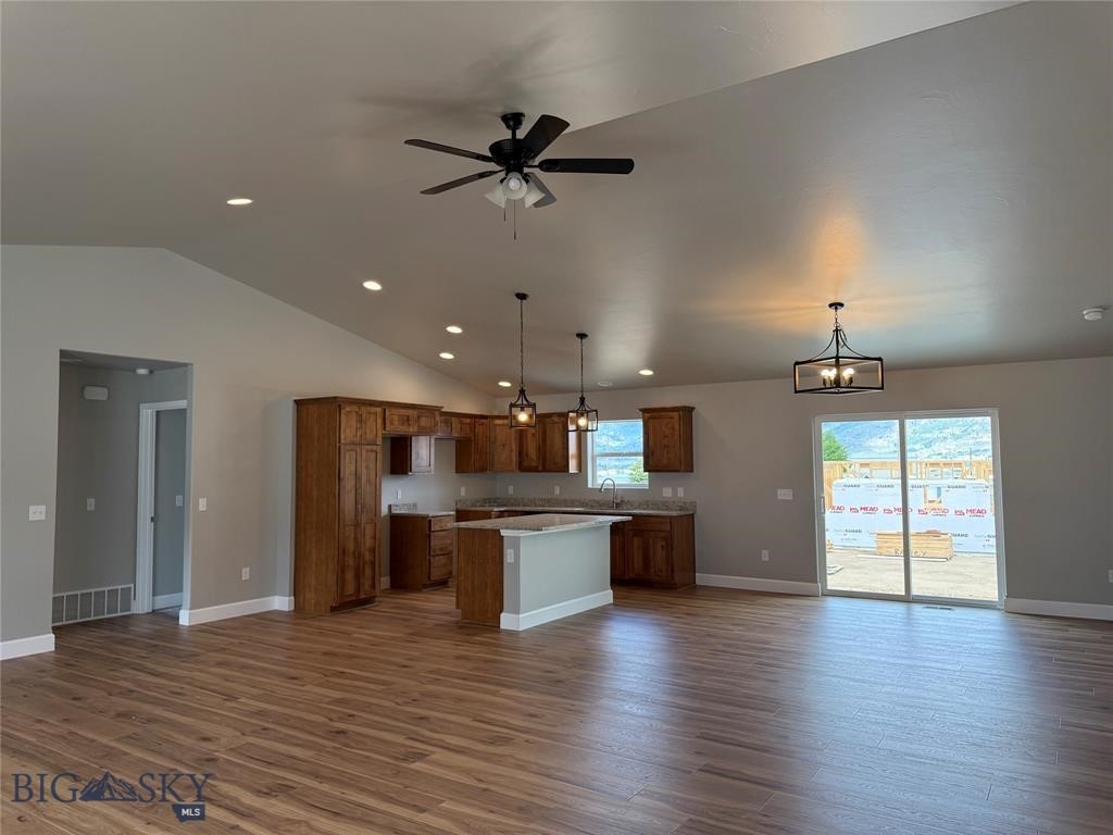 4130 Western Boulevard Property Photo 2