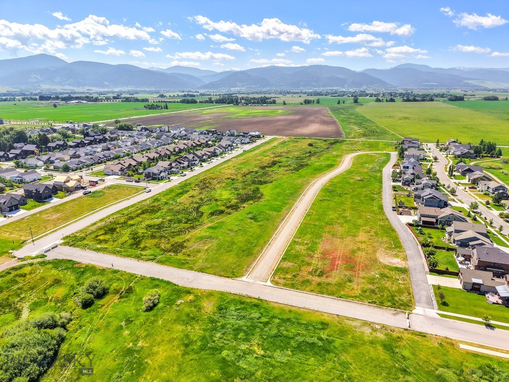 TBD B2L9 Last Loop Drive Property Photo 1