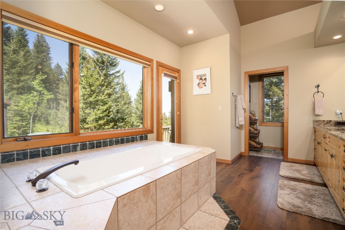 709 Limestone Road Property Photo 43