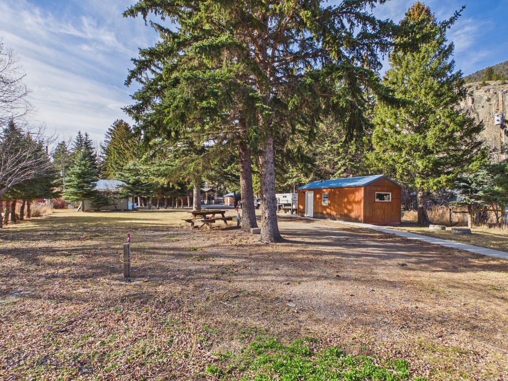 4964 Us Highway 89 S Property Photo 48
