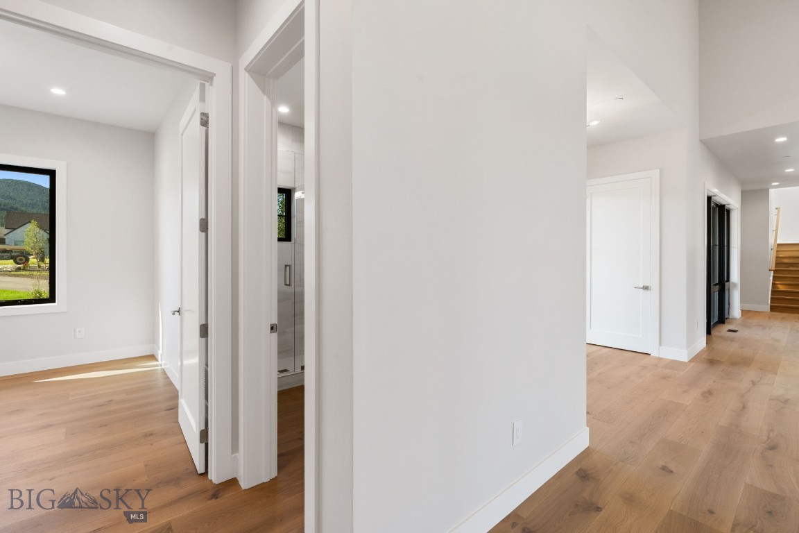 678 Clancy Way Property Photo 12
