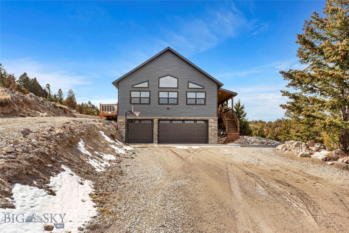 960 Tenderfoot Trail Property Photo 5