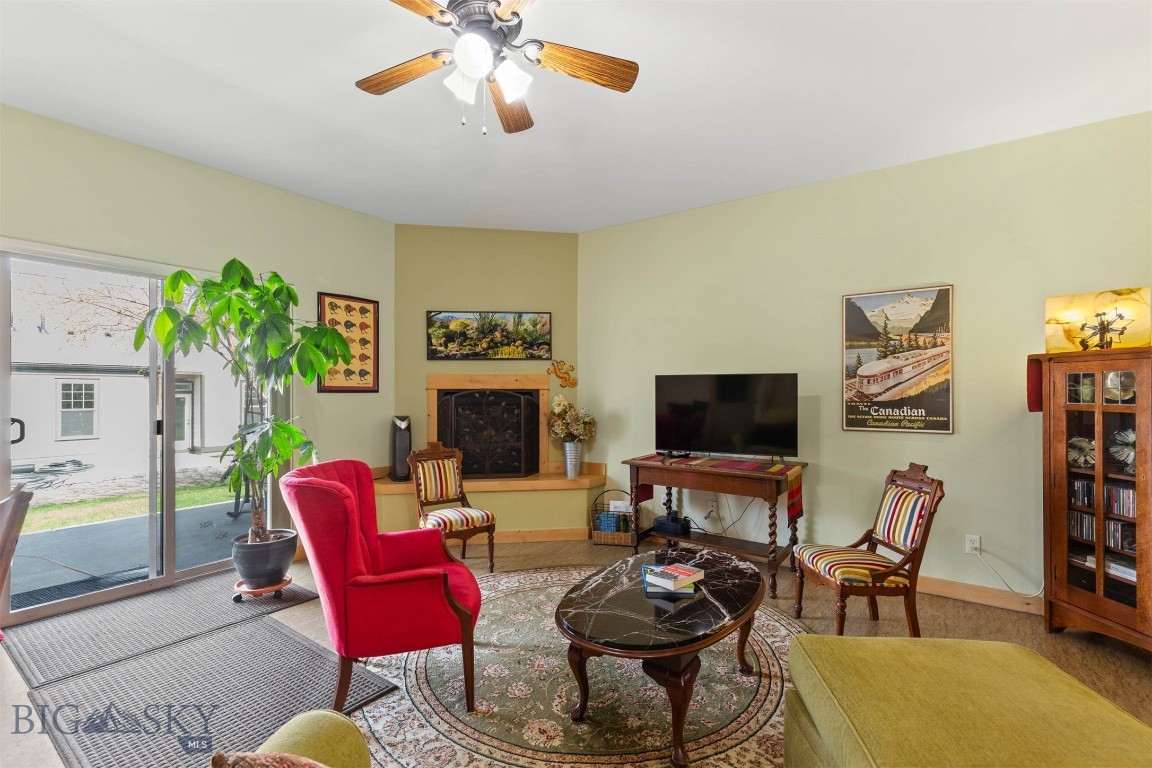 4541 Ethan Way C Property Photo 2